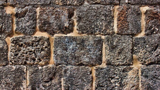 Revêtement de façade en pierre naturelle : techniques et conseils d'application revêtez vos murs avec des plaquettes en pierre naturelle, offrant beauté et durabilité. transformez votre intérieur ou extérieur avec des matériaux authentiques, créant une atmosphère chaleureuse et intemporelle.
