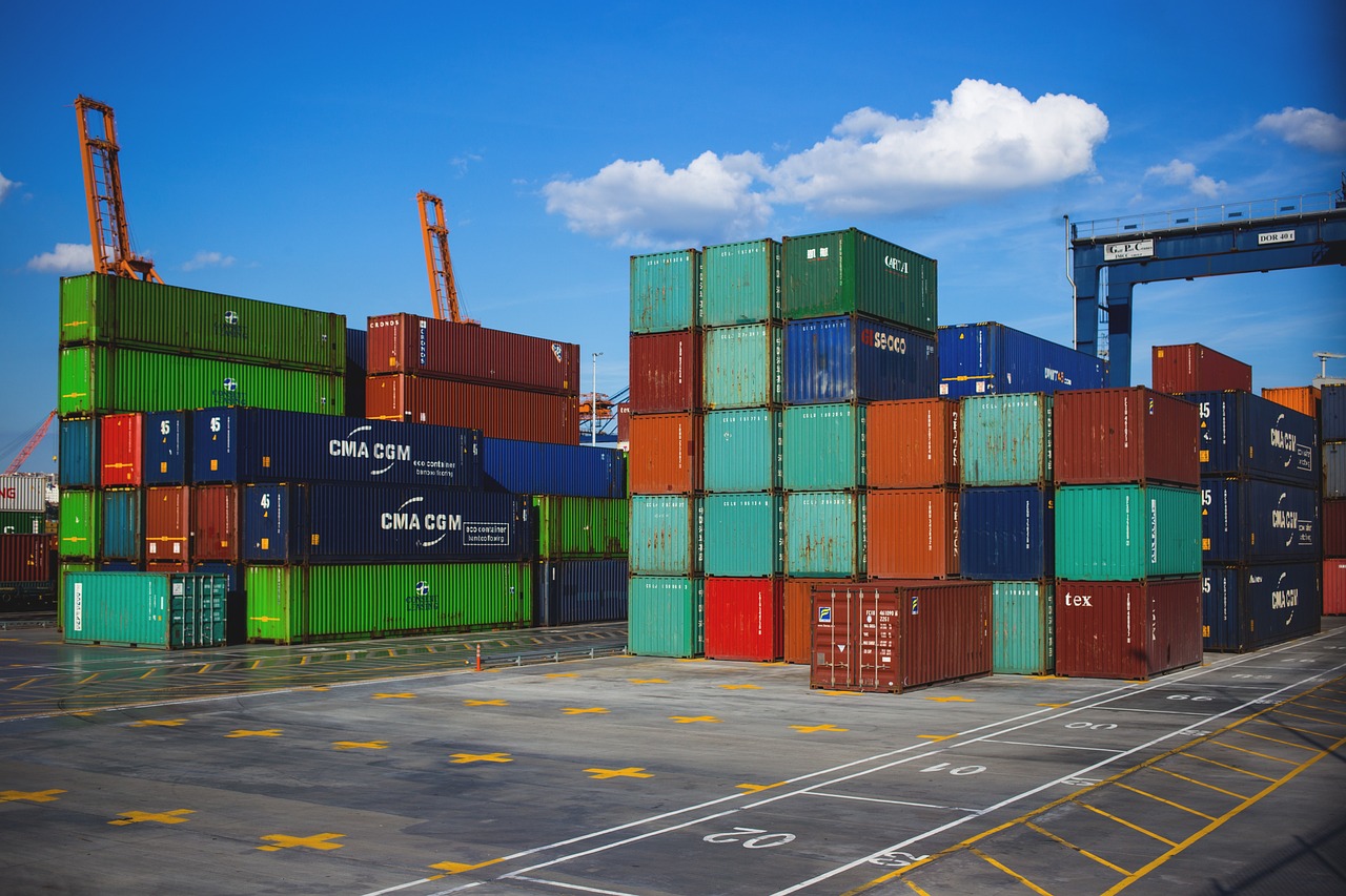 découvrez tout ce qu'il faut savoir sur le fret : services de transport, logistique, conseils pratiques et solutions d'expédition adaptées à vos besoins. optimisez votre chaîne d'approvisionnement avec nos informations et stratégies exclusives.