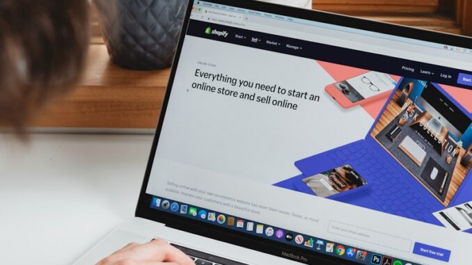 boutique en ligne en création Création Boutique en Ligne : Votre Guide Complet pour Lancer et Réussir Votre E-commerce
