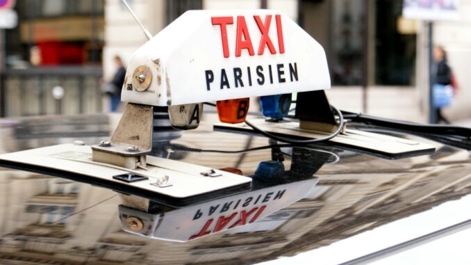 Taxi Paris | VTC Paris | Transports, Transferts et Mobilité dans la capitale