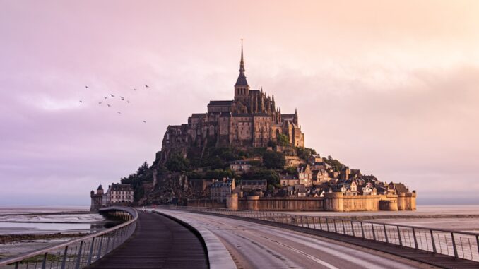 Chercher et trouver en France : guide pratique et conseils